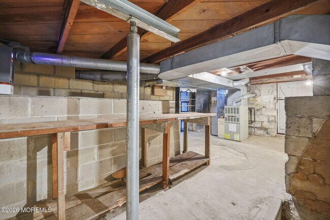 Building Photo - 1429 Marconi Rd
