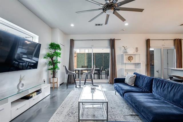 Building Photo - 130 Cisco