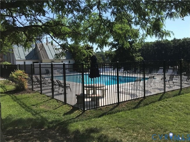 Building Photo - 2701 Main Sail Ct