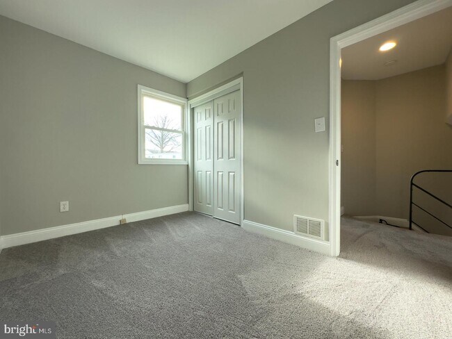 Building Photo - 3861 26th Ave