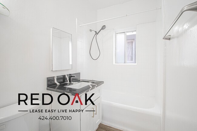 Building Photo - 687 Shatto Pl