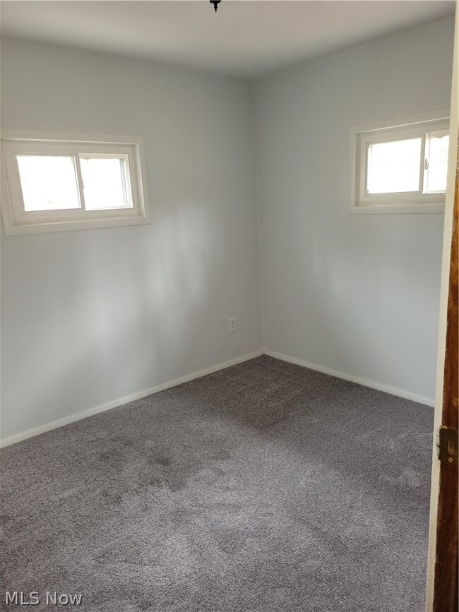 Building Photo - 1237 Overbrook Dr