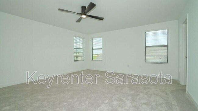 Building Photo - 4873 Seafoam Trl