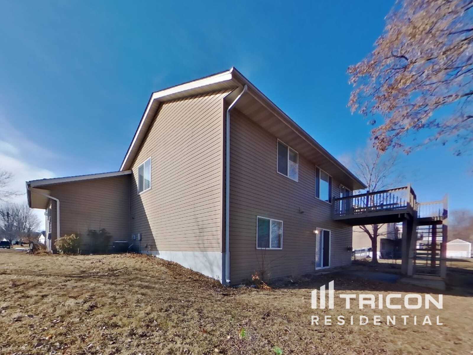 Building Photo - 6367 River Mill Dr