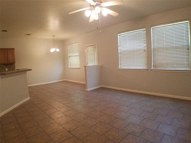 Building Photo - 2500 Allred Dr