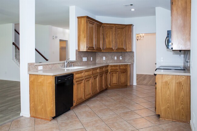 Building Photo - 9402 Borden Bluff Ln