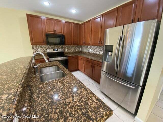 Building Photo - 708 Ventura Dr