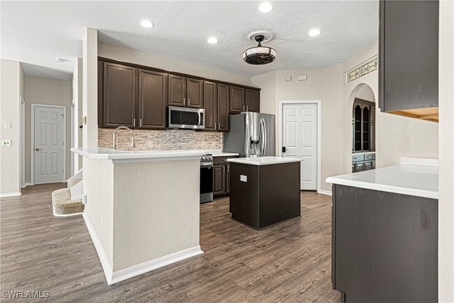Building Photo - 8340 Silver Birch Way