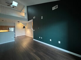 Building Photo - 5130 Brittney Elyse Cir