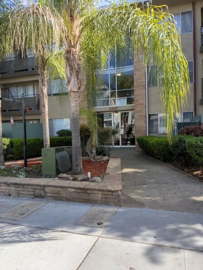 Interior Photo - PLAZA