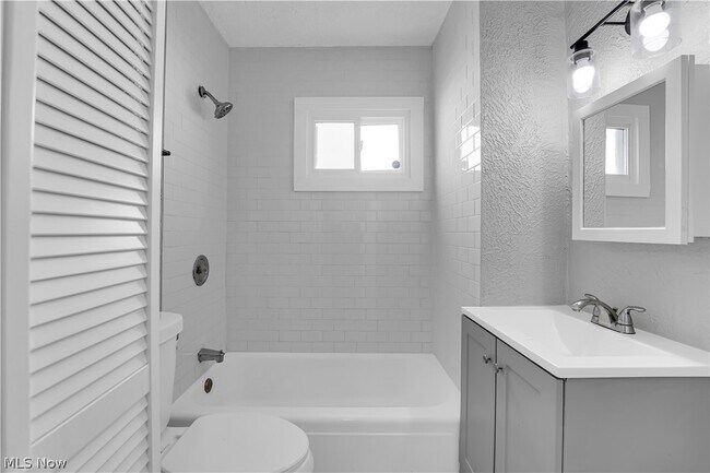 Building Photo - 7514 Bertha Ave