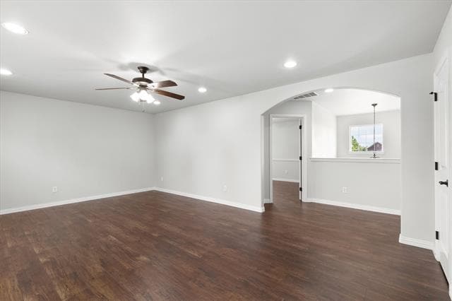 Building Photo - 821 Westwood Ct