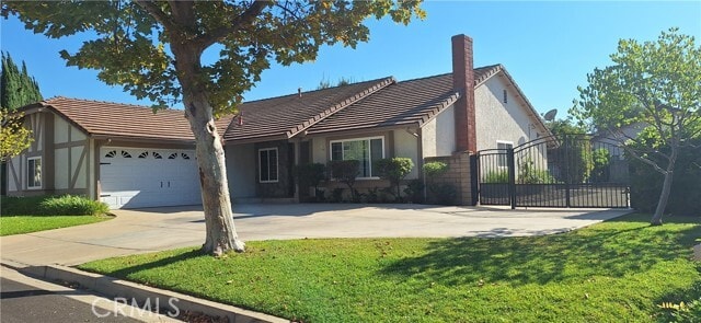 Building Photo - 1704 Hampshire Ct