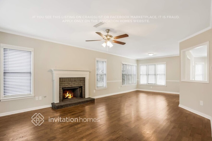 Building Photo - 2979 Kaley Dr NW