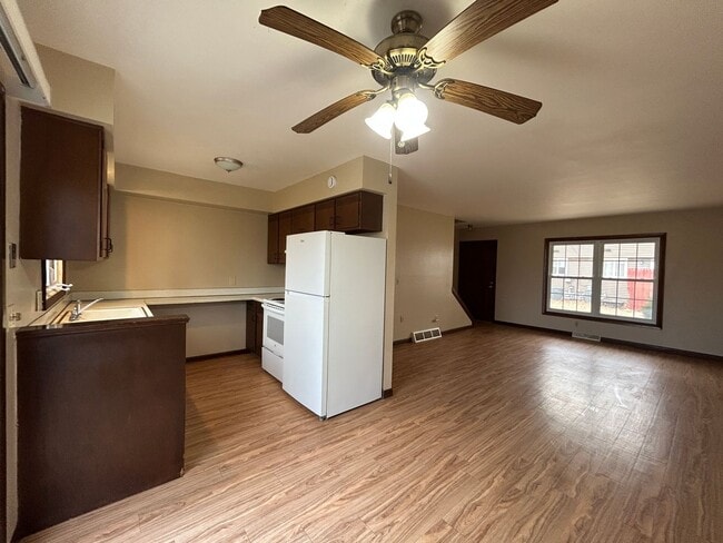 Building Photo - 3414 60th St