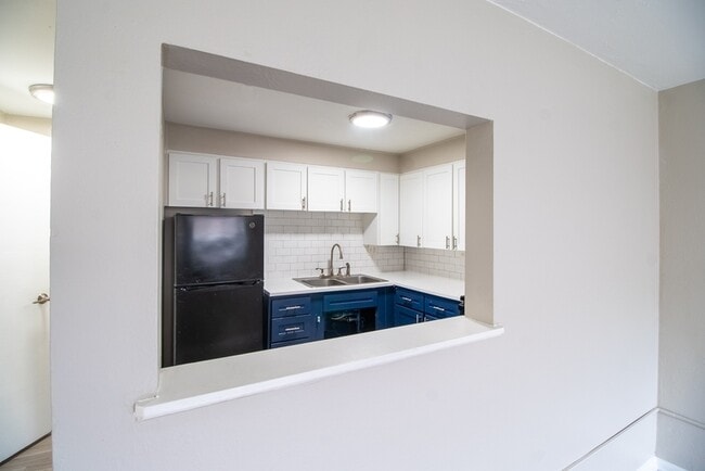 Building Photo - 7549 N Pecos St
