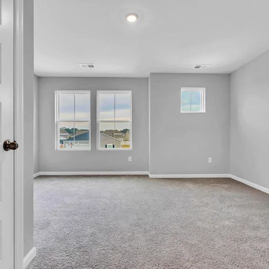 Building Photo - 583 Harrison Mill St