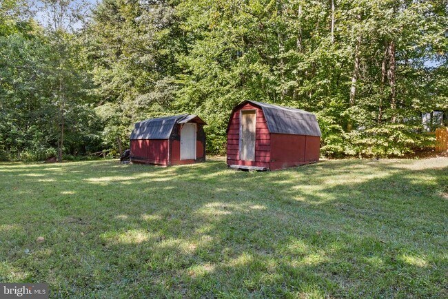 Building Photo - 124 Winding Creek Rd