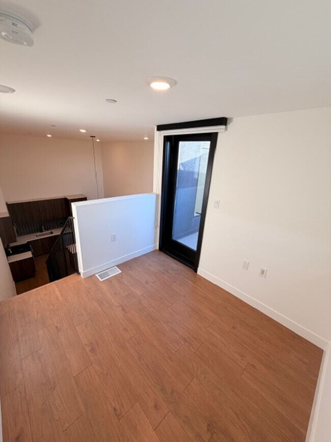 Interior Photo - 4505 S Slauson Ave