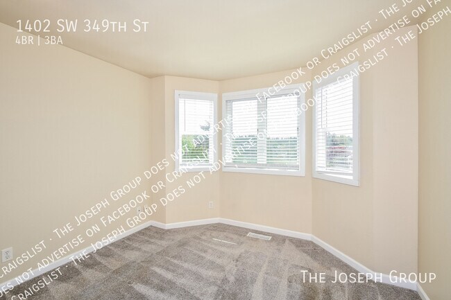 Building Photo - 1402 SW 349th St