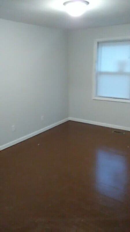 Building Photo - Noda East - 4207 Dinglewood Avenue