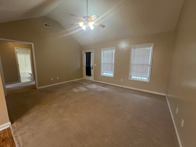 Building Photo - 4460 Maxie St