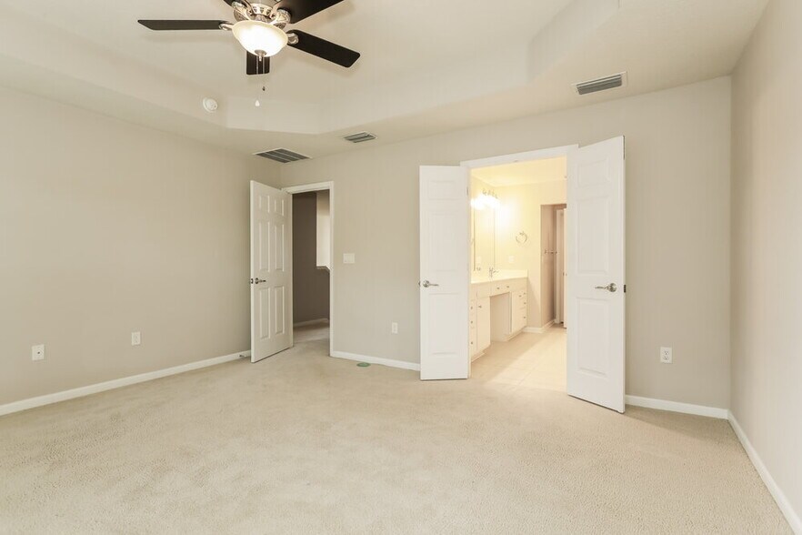 Building Photo - 6499 White Flower Ct