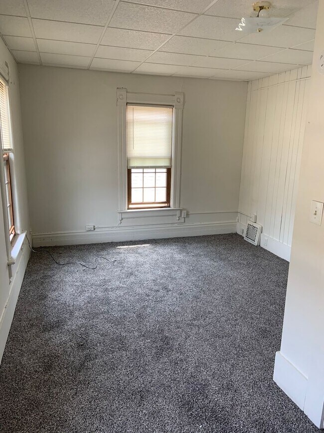 Building Photo - pp512