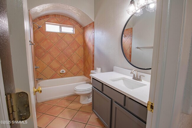 Building Photo - 2656 Bearcat Dr