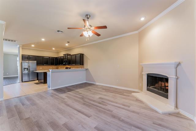 Building Photo - 1229 Lone Pine Dr