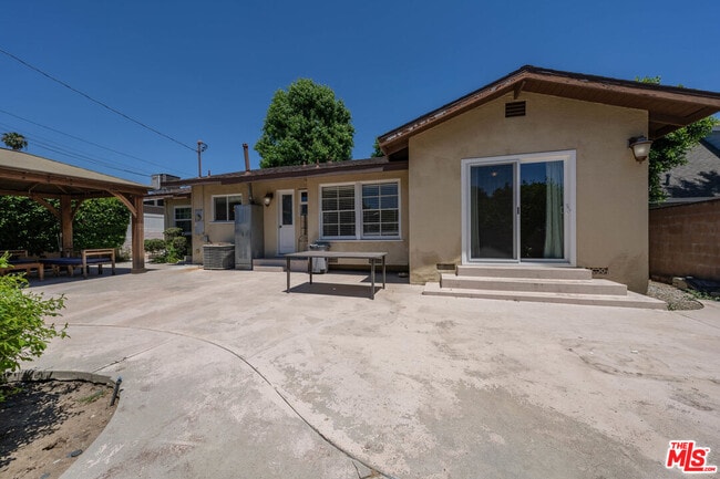 Building Photo - 10731 Gothic Ave