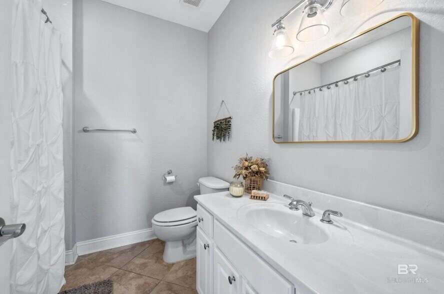 Building Photo - 26060 Marina Rd