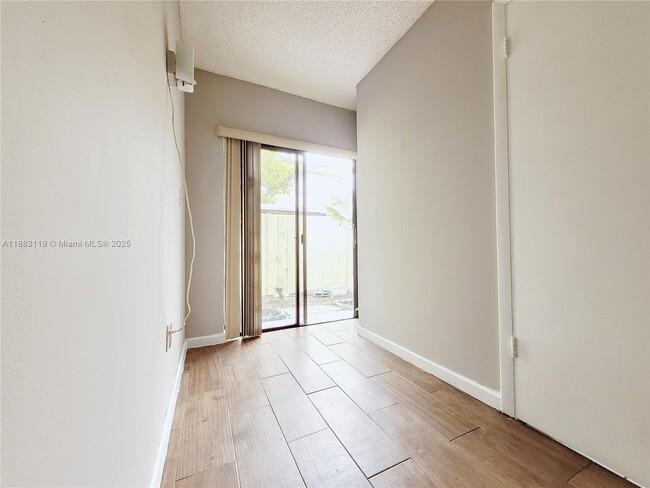 Building Photo - 11543 SW 6th St