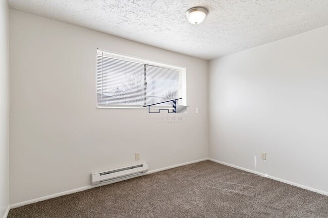 Building Photo - 5858 S 2000 W