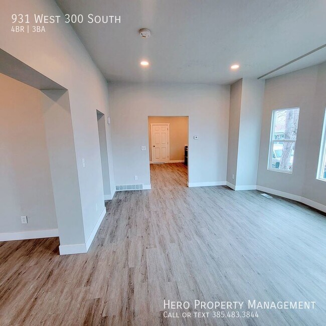Building Photo - 931 W 300 S