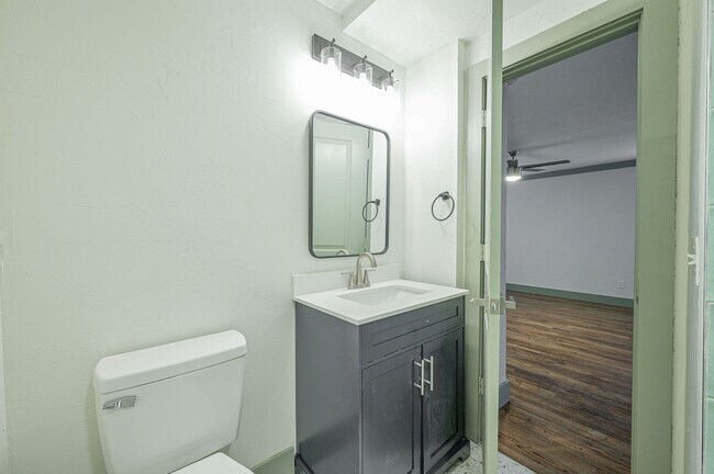 Building Photo - 1817 NW 35th St