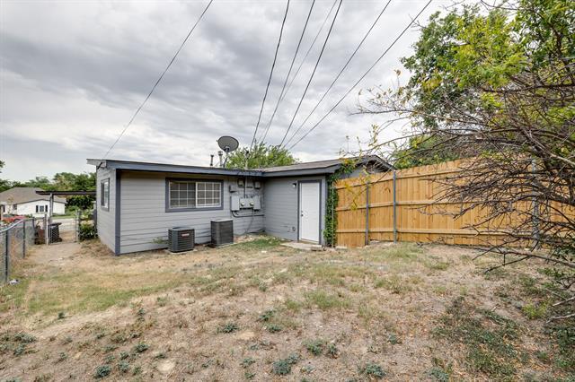 Building Photo - 5320 Lovell Ave