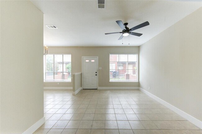 Building Photo - 1103 Dulles Ave
