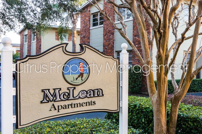 Building Photo - McLean Fairway 3036D