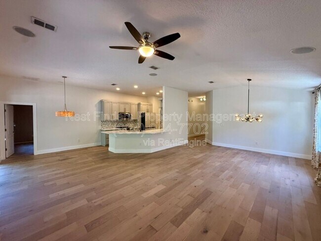 Building Photo - 13658 Kayak Ct