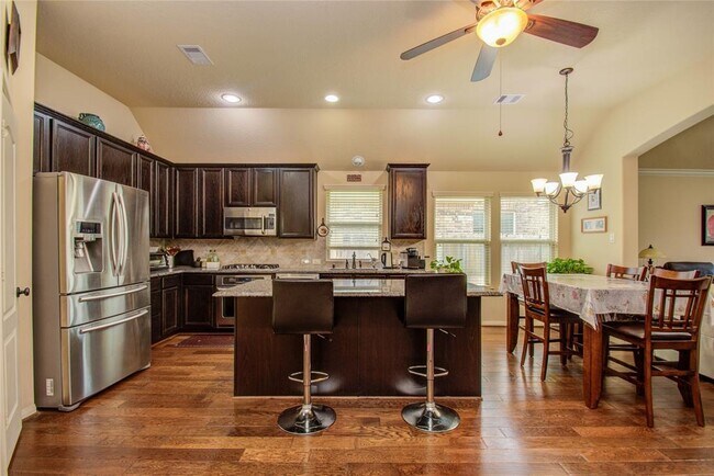 Building Photo - 8215 Laughing Falcon Trail