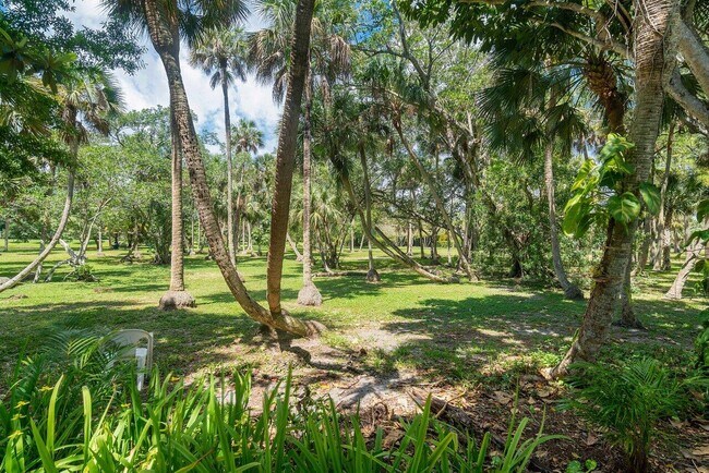 Building Photo - 22089 Cocoa Palm Way