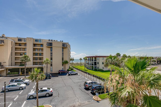 Building Photo - 2208 OCEAN S Dr