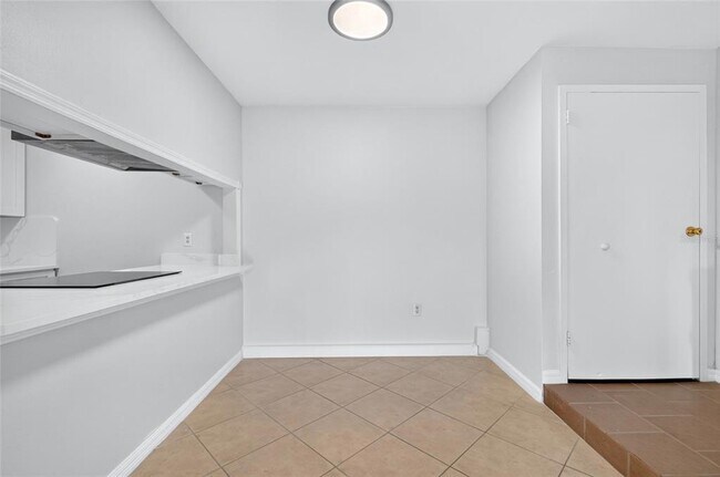 Building Photo - 3272 S Semoran Blvd