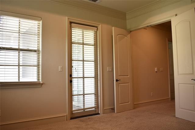 Building Photo - 1625 Fountain Pass Dr