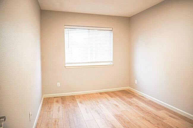 Building Photo - 18713 20th Ave SE