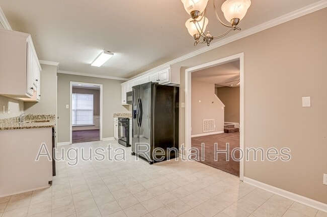 Building Photo - 4866 Orchard Hill Dr