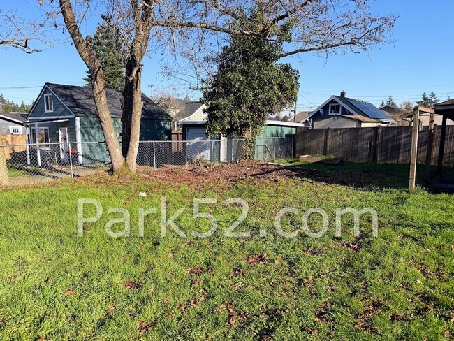 Building Photo - 2 Bedroom Tacoma Single Family Home