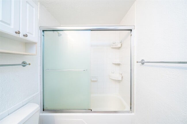 Building Photo - 2501 S Ocean Dr