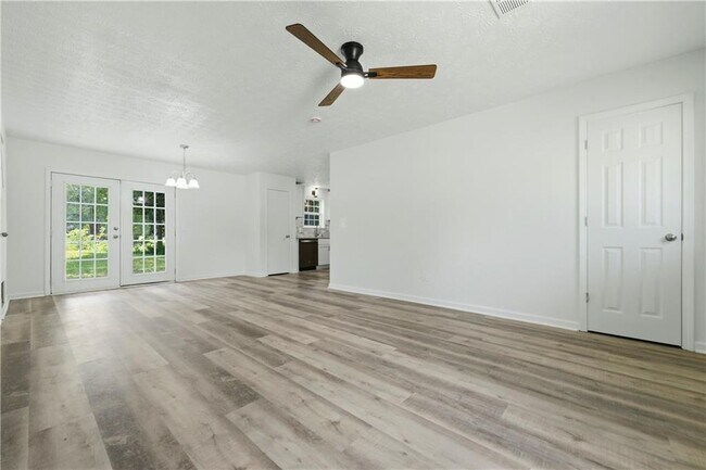 Building Photo - 3641 Macedonia Rd